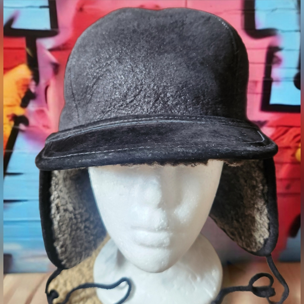 FRR CANADA BLACK 100% SHEARLING SHEEPSKIN TRAPPER HAT